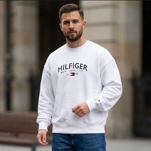 Tommy Hilfiger New York City Est 1985 White Crewneck Sweatshirt Size XL NWOT